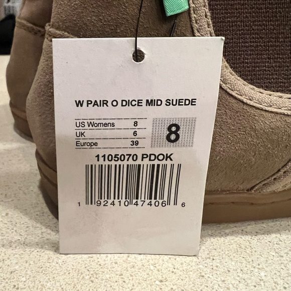 Women’s Size 8 SANUK BOOTIES - Picture 5 of 5